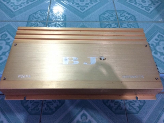 แอมป์คลาสดี BJ 2000w มือสองสภาพสวยเดิมๆใช้งานปกติ เบสดีเป็นลูกแน่นๆขับ10&quot;-12&quot;หล่อว้อยไม่เกิน3.5&quot;ได้ ขาย 2650 บาท สนใจ0892425454 อยู่สระบุรี