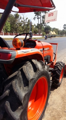 ขายครับ 36 แรง ใบมีด ผานพรวน เล่มชุดโอนครบ ราคา 239,000 บาท กันทรลักษ์ ศรีสะเกษ โทร.0816004753/0984422502 ครับ..