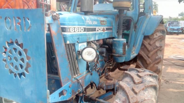 FORD 6610