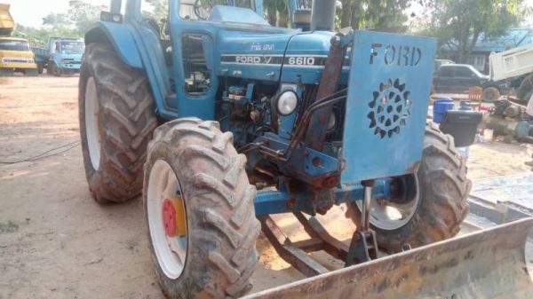 FORD 6610