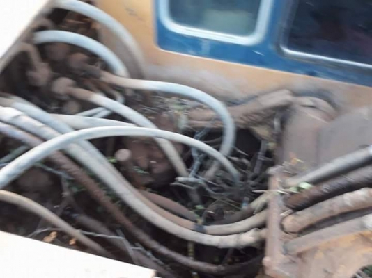 ขายด่วนPC100-3 เครื่องเดิม ปั้มเดิม แอรหนาว เอกสารอินวอยส์ ราคาต่อรองหน้างาน คอมนอก10000บ.