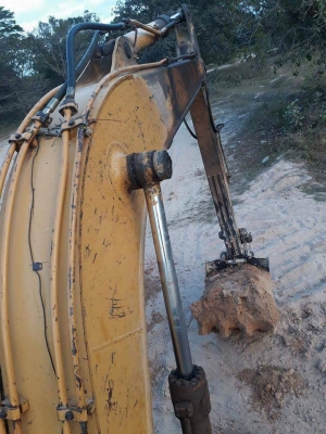 ขายด่วนPC100-3 เครื่องเดิม ปั้มเดิม แอรหนาว เอกสารอินวอยส์ ราคาต่อรองหน้างาน คอมนอก10000บ.