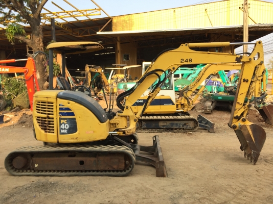 ขายรถขุดรุ่นใหม่ล่าสุด เก่าญี่ปุ่น KOMATSU PC40MR-3 ชั่วโมงทำงาน 4,xxx ซม ระบบไว,ฟรีพร้อมเช็ดระบบ และ จัดส่ง