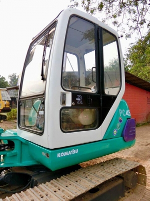 ขายรถขุด ยี่ห้อ:KOMATSU แบบ:PC45-1 รุ่น7 หัวเก๋ง ราคา 590,000 บาท (ราคานี้พร้อมติดแอร์-ติดฟิล์ม-พร้อมข้นย้ายให้) รถเก่านอกแท้ มีเอกสารใบอินวอย รถไม่เคยผ่านการใช้งานในไทย100\% สนใจติดต่อ-สอบถาม-ต่อรองราคา โทร : 099-907-9273 กิ๊ฟ กมลชนก , 099-907-3356 ช่างบั