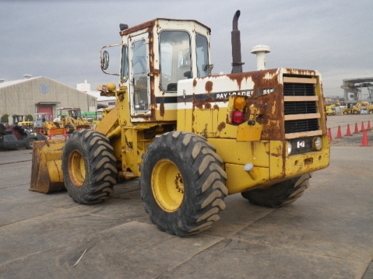 ขายรถตัก ยี่ห้อ Komatsu รุ่น 515-2 ขายรถตัก ยี่ห้อ Komatsu รุ่น 515-2