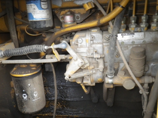 ขายรถตัก ยี่ห้อ Komatsu รุ่น 515-2 ขายรถตัก ยี่ห้อ Komatsu รุ่น 515-2