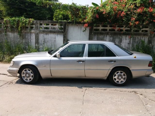 Benz 300 E เครื่อง 3000 เดิมๆ ไม่เคยดมแก๊ส ภาษีขาดเกิน Benz 300 E เครื่อง 3000 เดิมๆ ไม่เคยดมแก๊ส ภาษีขาดเกิน