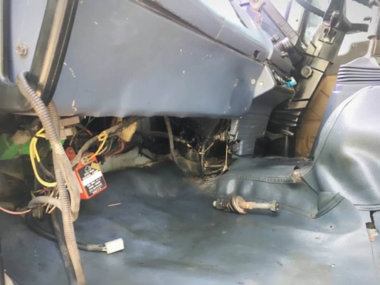 Isuzu rocky FXZ23NFPFR นางฟ้า เครื่อง 240 แรง ปี 38 หัวบาง ยางดี คัสซีสวย เครื่องเกียร์เดิมดี กระบะไม่สวย พร้อมใช้งาน