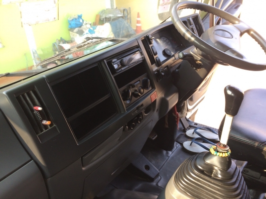 พ่วง 20 ล้อ ISUZU FVZ300 ปี 53 กระบะมิเนียมคอกเกษตร - อู่เอสที สองคานหน้า สามเพลาหลัง ( ถอดออก 1 เพลา ) ใส่ของได้ 30.5 ตัน พ่วง 20 ล้อ ISUZU FVZ300 ปี 53 กระบะมิเนียมคอกเกษตร - อู่เอสที สองคานหน้า สามเพลาหลัง ( ถอดออก 1 เพลา ) ใส่ของได้ 30.5 ตัน