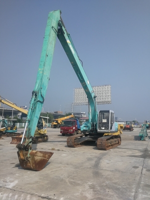 ขายรถแม็คโคร KOBELCO SK200LC-3 บูมยาว นำเข้าจากญี่ปุ่น