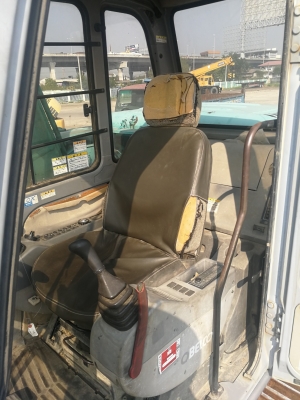 ขายรถแม็คโคร KOBELCO SK200LC-3 บูมยาว นำเข้าจากญี่ปุ่น