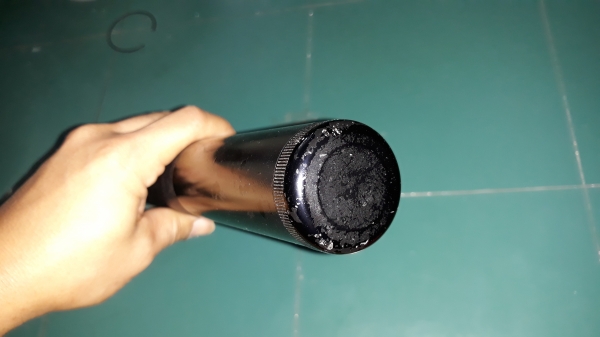 ขายไฟฉาย3ท่อน MAG-LITE MADE IN USA.มือสองสภาพดีทำจากโลหะ กันน้ำ แข็งแรงมีน้ำหนัก ใช้ป้องกันตัวได้