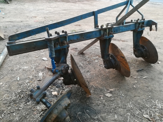 ขายผานสามโครงสี่ไคเฮงหลีสภาพสวย ขายผานสามโครงสี่ไคเฮงหลีสภาพสวย