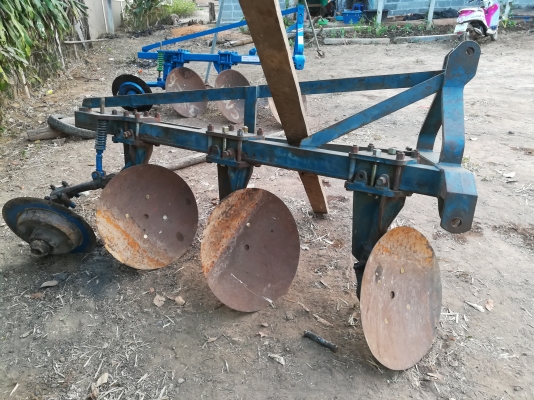 ขายผานสามโครงสี่ไคเฮงหลีสภาพสวย ขายผานสามโครงสี่ไคเฮงหลีสภาพสวย