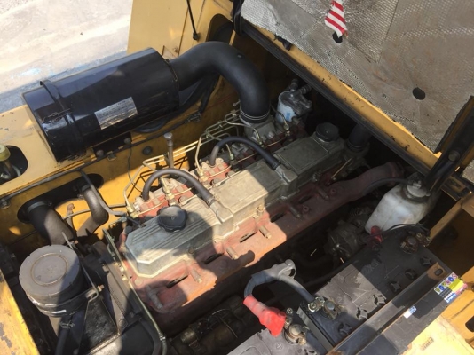 ฟอล์คลิฟต์ 6 ตัน  CATERPILLAR  DP60  รถปี 2003  เครื่องยนต์เซล  S6S   เสายกสูง 6 เมตร  เกียร์ออโต้