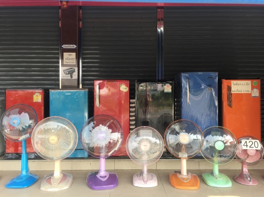 ตู้เย็น Panasonic 4.9 คิว สีน้ำเงิน รุ่น NR-AH146 สภาพดี เย็นปกติ ขายถูก