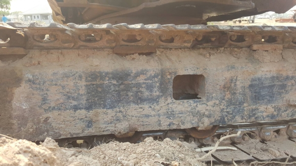 ขายตามสภาพ แบคโฮ KOMATSU PC40-5 ต้องเช็คช่วงล่างใหม่ เครื่องติด ปั้มดี สลักหลวมหลายจุด ราคาต่อรองได้