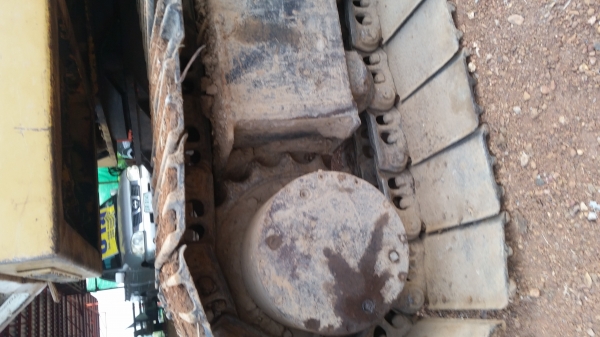 ขายแมคโฮHD400 สภาพสวยพร้อมใช้งาน ช่วงล่าง120 ใช้งานเสร็จแล้วขายครับ