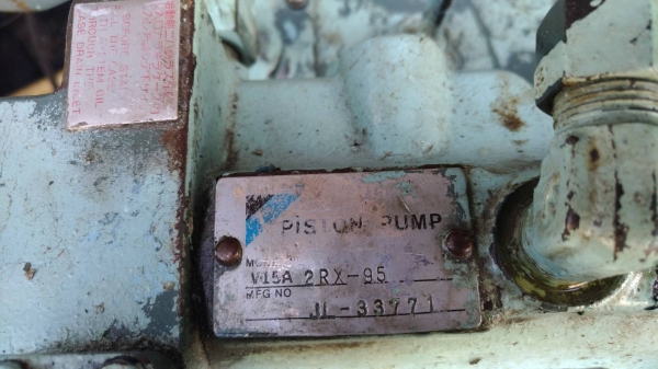 ซุดปั๊มไฮดรอลิกไของไดกิ้นตัวใหญ่