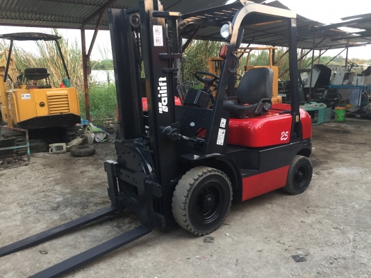 รถยกtailift 2.5ตัน สภาพดีพร้อมใช้ ยางตันสี่เส้น งาหมุนได้ ยกสูง 3 เมตร