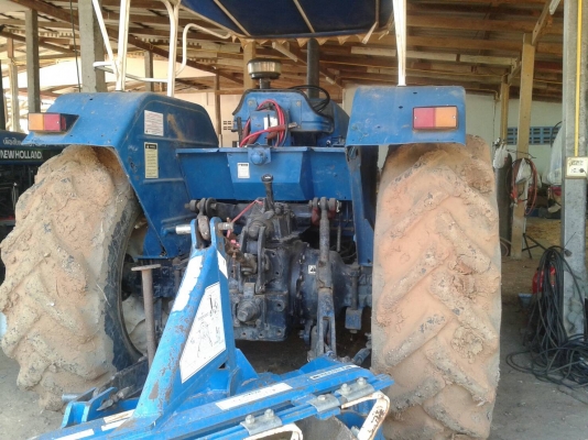 ขายรถไถ NEW HOLLAN 6640 (4WD) ปี 96 พร้อมหางสาม รถพร้อมใช้ ทะเบียนพร้อมโอน