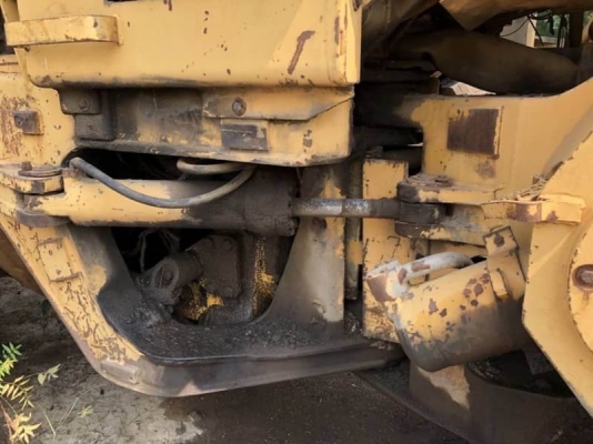 ขาย 685,000 รถตักตีนแกะ VOLVO L160 เครื่องดี เกียร์ดี สภาพจอด(สตาร์ทติด)  เอกสารชื้อขาย  รถอยู่ นครปฐม โทร 0610710295