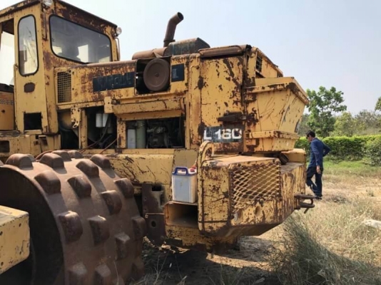ขาย 685,000 รถตักตีนแกะ VOLVO L160 เครื่องดี เกียร์ดี สภาพจอด(สตาร์ทติด)  เอกสารชื้อขาย  รถอยู่ นครปฐม โทร 0610710295