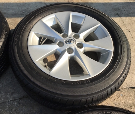 ล้อแม็ก Toyota Alphard (ลาย 7 ก้าน) ขอบ 17 พร้อมยาง Yokohama 215-60-17 ปลายปี 13