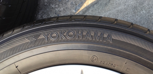 ล้อแม็ก Toyota Alphard (ลาย 7 ก้าน) ขอบ 17 พร้อมยาง Yokohama 215-60-17 ปลายปี 13