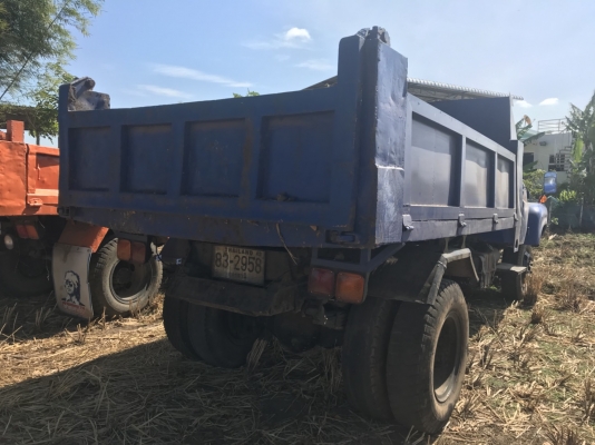 ขาย 195000 บาท 6 ล้อดั้มหัวยาว Isuzu เครื่อง 145 แรงเฟืองท้ายใหญ่ ทะเบียนขาด 2 ปีรถวิ่งงาน สนใจดูรถใ