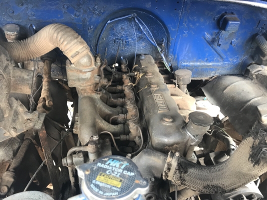 ขาย 195000 บาท 6 ล้อดั้มหัวยาว Isuzu เครื่อง 145 แรงเฟืองท้ายใหญ่ ทะเบียนขาด 2 ปีรถวิ่งงาน สนใจดูรถใ