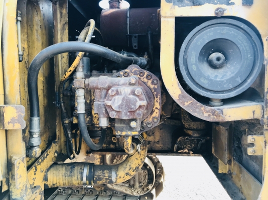 แยกอะไหล KOMATSU PC200-5 คอนโทรลยาว ไฟฟ้าครบ