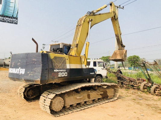 แยกอะไหล KOMATSU PC200-5 คอนโทรลยาว ไฟฟ้าครบ