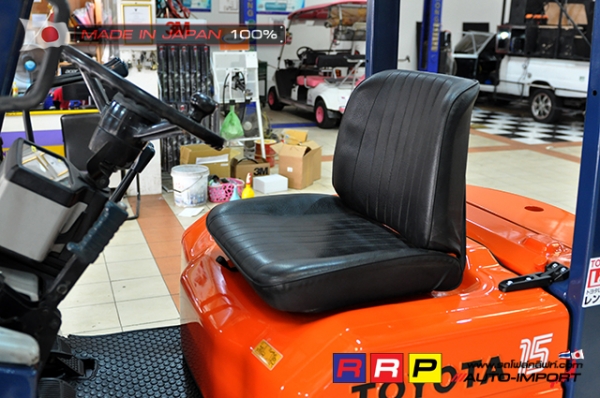 ขายรถโฟล์คลิฟท์มือสอง TOYOTA รุ่น 5FD15-62269 นำเข้าจากประเทศญี่ปุ่น 100\% ไม่เคยใช้งานในไทย ขายรถโฟล์คลิฟท์มือสอง TOYOTA รุ่น 5FD15-62269 นำเข้าจากประเทศญี่ปุ่น 100\% ไม่เคยใช้งานในไทย