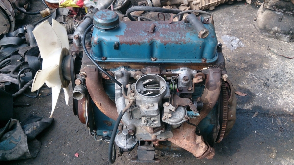 ขายเครื่องยนต์เบนซินขับหลังดัทสัน J16 6550 บาท