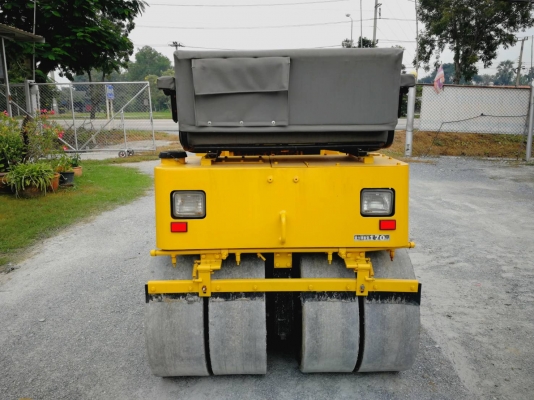 ขายครับ รถบด SAKAI TW350 รถนำเข้าจากญี่ปุ่น โทร.090-986-2521 อ๊อบ