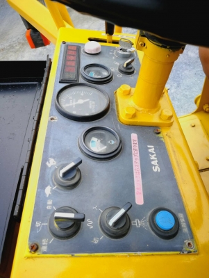 ขายครับ รถบด SAKAI TW350 รถนำเข้าจากญี่ปุ่น โทร.090-986-2521 อ๊อบ