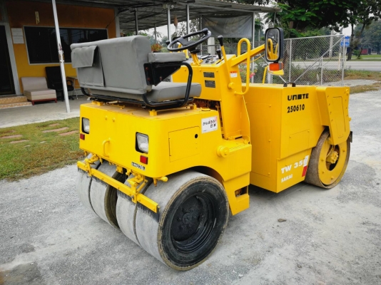 ขายครับ รถบด SAKAI TW350 รถนำเข้าจากญี่ปุ่น โทร.090-986-2521 อ๊อบ