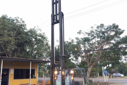 ขาย รถฟอร์คลิฟท์ TOYOTA รุ่น6 1.8ตัน เสา 6 เมตร เครื่องเบนซิน เก่าญี่ปุ่น โทร.090-986-2521 อ๊อบ