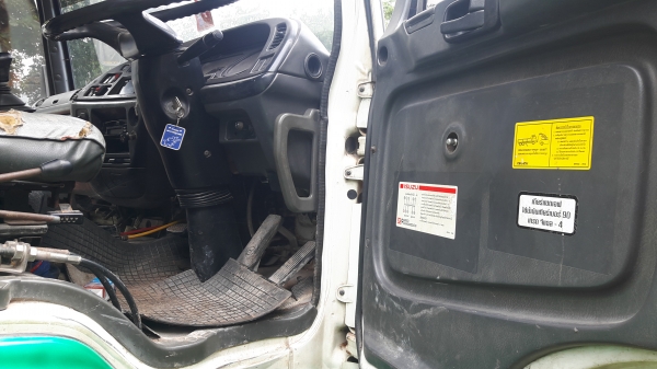 ขายด่วน ISUZU 320แรงดั้มแม่ดั้มลูก อู่ศรีสวัส สวยมากๆๆรถพร้อมใช้ยางดีวิ่งงานอยู่จ้าราคาต่อรองได้