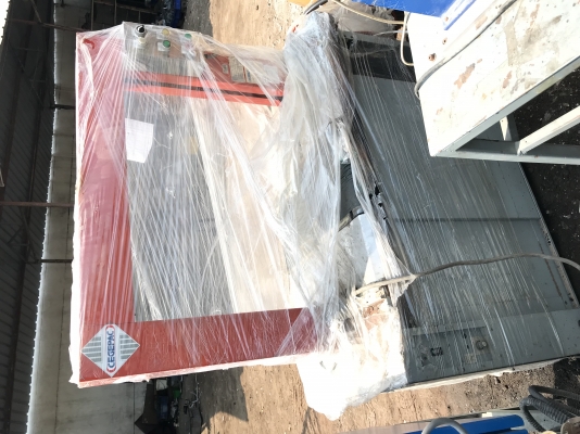 ขายเครื่องรัดกล่องของญี่ปุ่นราคาถูกๆครับ