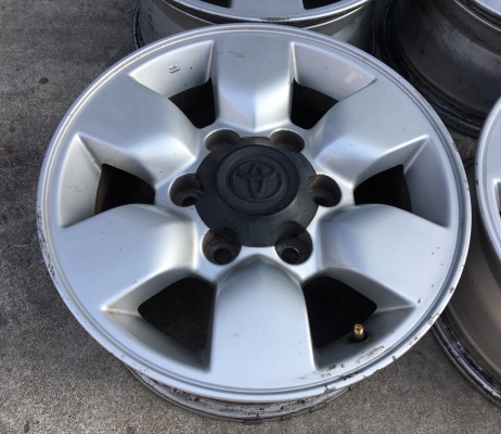 ล้อแม็ก Toyota Vigo Preruner ขอบ 15