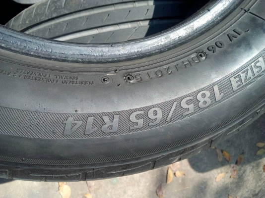 185/64R14 BRIDGESTONE และ DEESTONE ปี15 ชุด 4 เส้น โทร.081-427-3941 IDไลน์ : 0814273941
