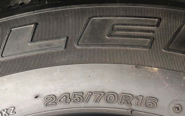 ยาง 2 เส้น Bridgestone 245-70-16 ปี 15 ยาง 2 เส้น Bridgestone 245-70-16 ปี 15