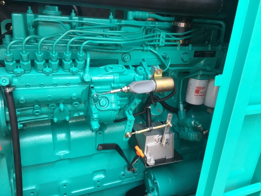 CUMMINS 200 KVA. U.S.A. พร้อมชุด Auto A.T.S.จัดส่งฟรี รับประกัน 24 เดือน