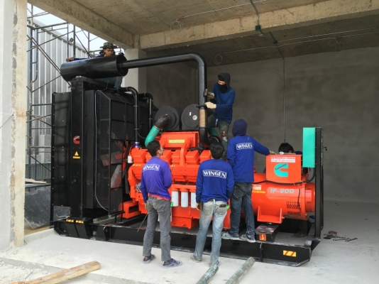 CUMMINS 200 KVA. U.S.A. พร้อมชุด Auto A.T.S.จัดส่งฟรี รับประกัน 24 เดือน