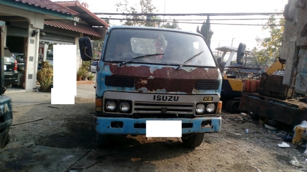 ขาย 6ล้อ isuzu kz22 เครื่อง110แรง หัวยกได้