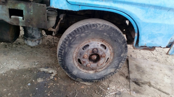 ขาย 6ล้อ isuzu kz22 เครื่อง110แรง หัวยกได้