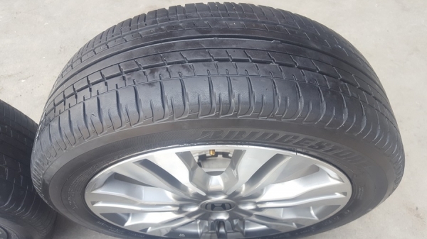 ขายล้อHONDA City SV ขอบ16 ยางปี2115   4 ล้อ