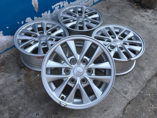 แม็ก Mitsu Pajero Sport 2015 ขอบ 16 สภาพดี